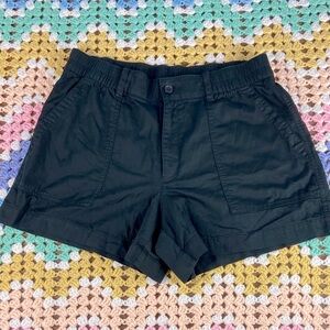 GAP Women's Black Chino 4” cotton blend casual Shorts Large L High Rise Waist